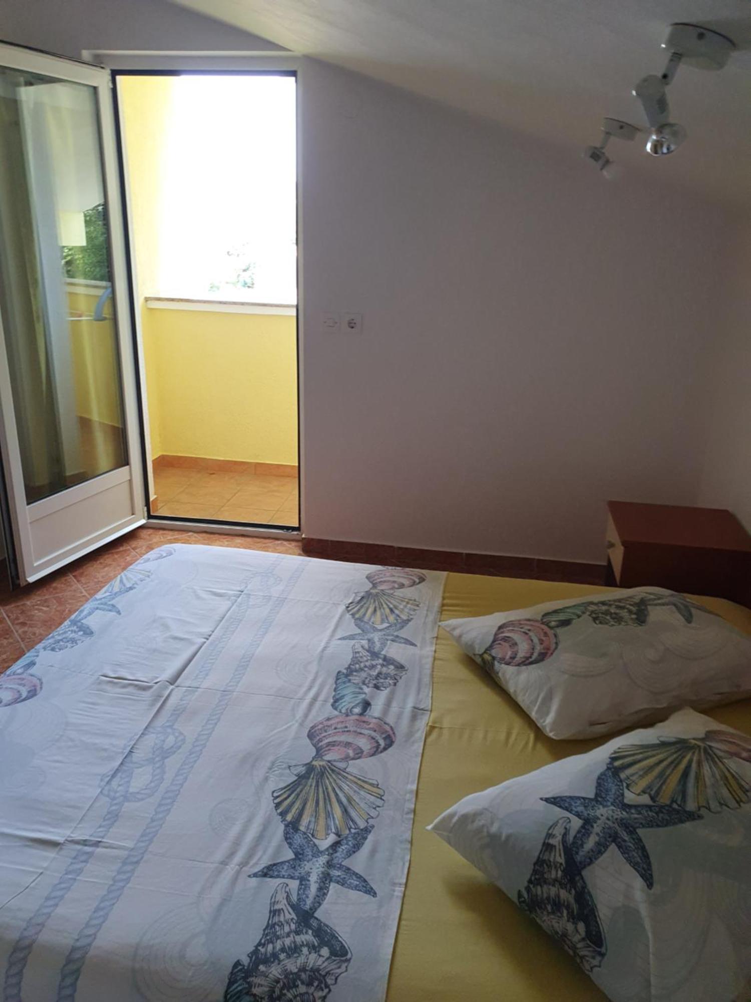 Apartment Jelena Rab Town Ruang foto