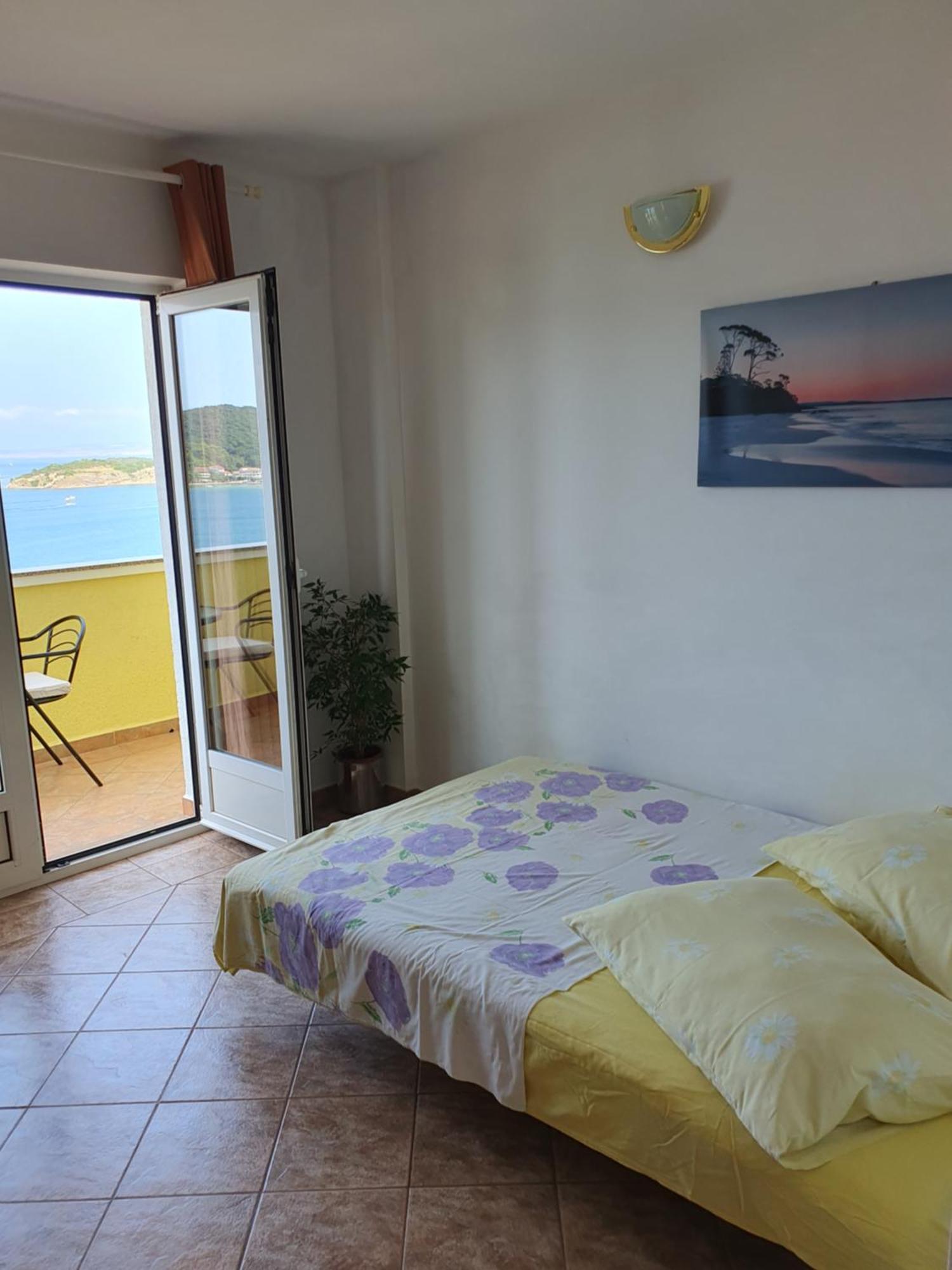 Apartment Jelena Rab Town Ruang foto