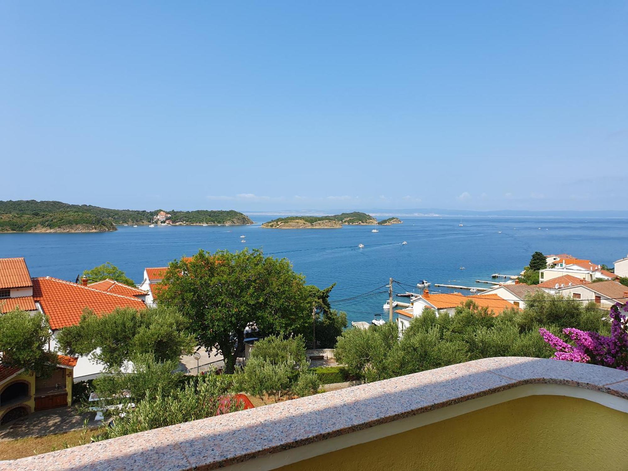Apartment Jelena Rab Town Bagian luar foto